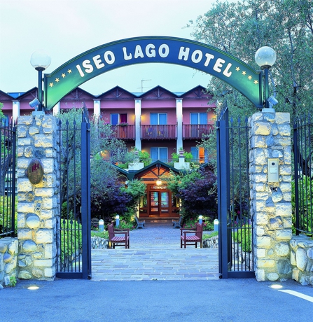 Imagen de los exteriores del Hotel Iseolago. Foto 3