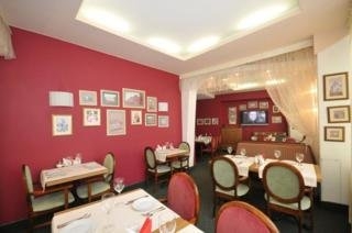 Imagen del bar/restaurante del Hotel Iset. Foto 4