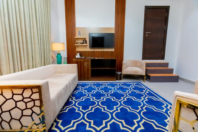 Imagen de la habitación del Hotel Isglos Ikoyi. Foto 3