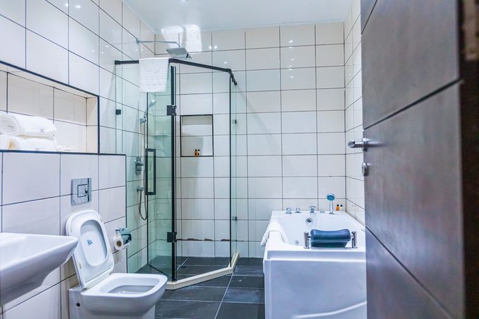 Imagen de la habitación del Hotel Isglos Ikoyi. Foto 10