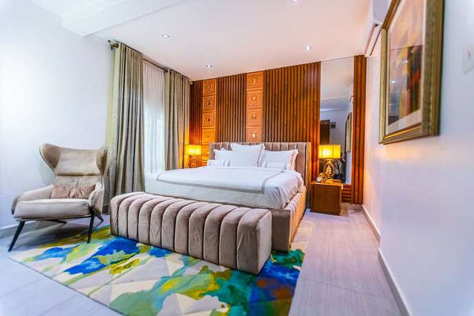 Imagen de la habitación del Hotel Isglos Ikoyi. Foto 11