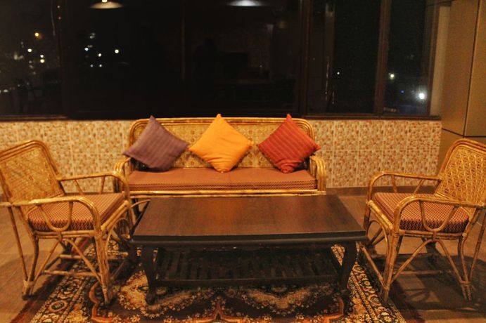 Imagen de los interiores del Hotel Ishan A Riverside Retreat. Foto 16