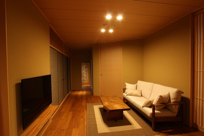 Imagen de los interiores del Hotel Ishibekoji Ryugin. Foto 10