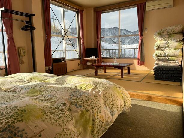 Imagen general del Hotel Ishiuchi Ski Center. Foto 10