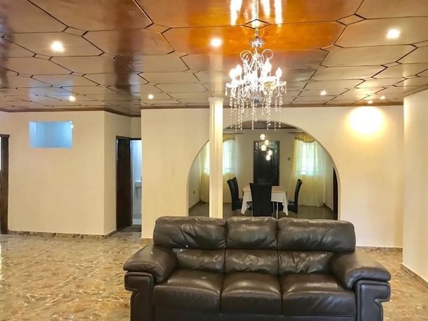 Imagen de los interiores del Hotel Ishmajoso Lodge. Foto 18