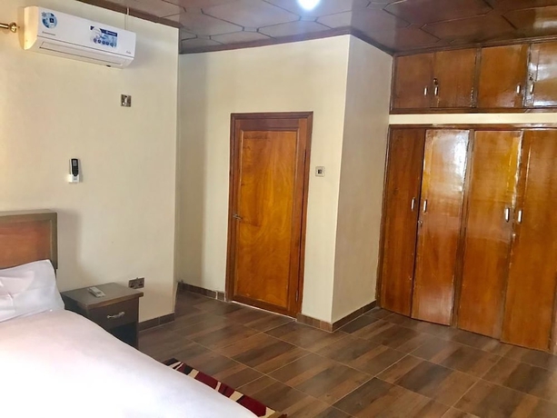 Imagen de la habitación del Hotel Ishmajoso Lodge. Foto 6