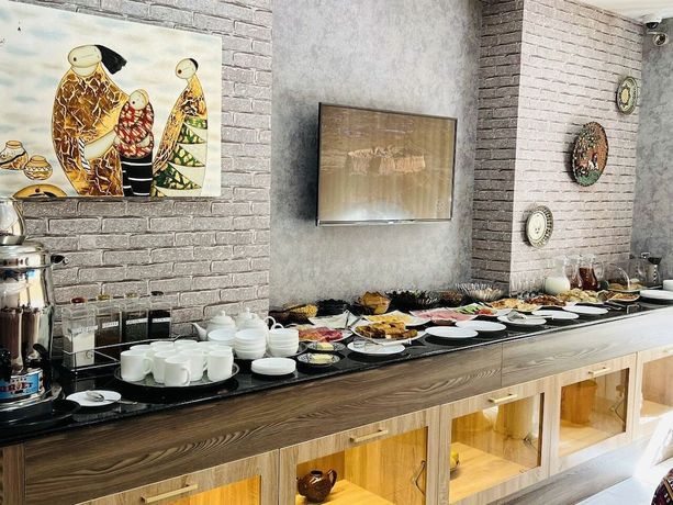 Imagen del bar/restaurante del Hotel Ishonch. Foto 2