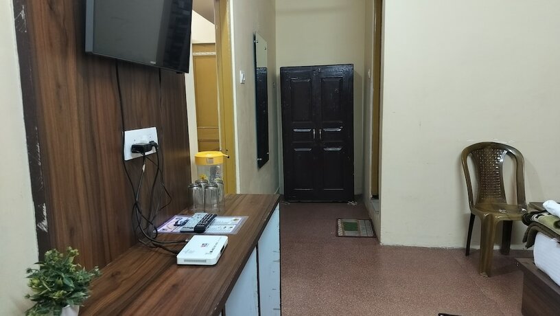 Imagen de la habitación del Hotel Ishwar Guest House. Foto 22