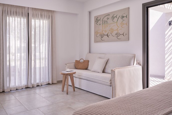 Imagen de la habitación del Hotel Isida, Kipri. Foto 10