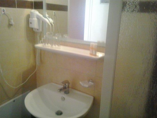 Imagen de la habitación del Hotel Isidora, Agia Marina. Foto 12