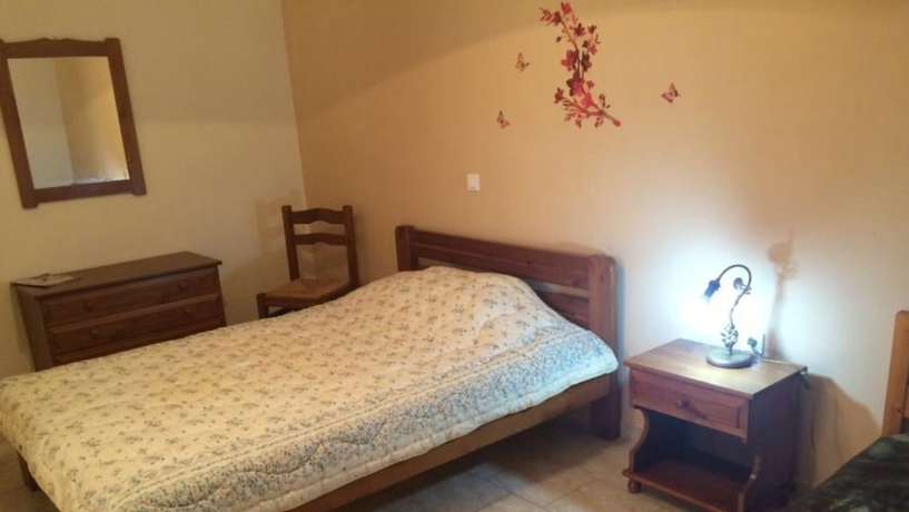 Imagen de la habitación del Hotel Isidora, Agia Marina. Foto 15