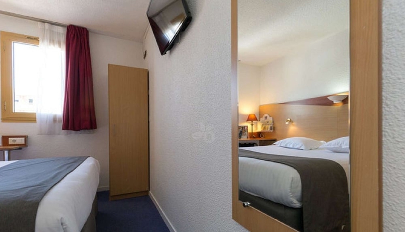 Imagen de la habitación del Hotel Isidore Nice Ouest. Foto 9