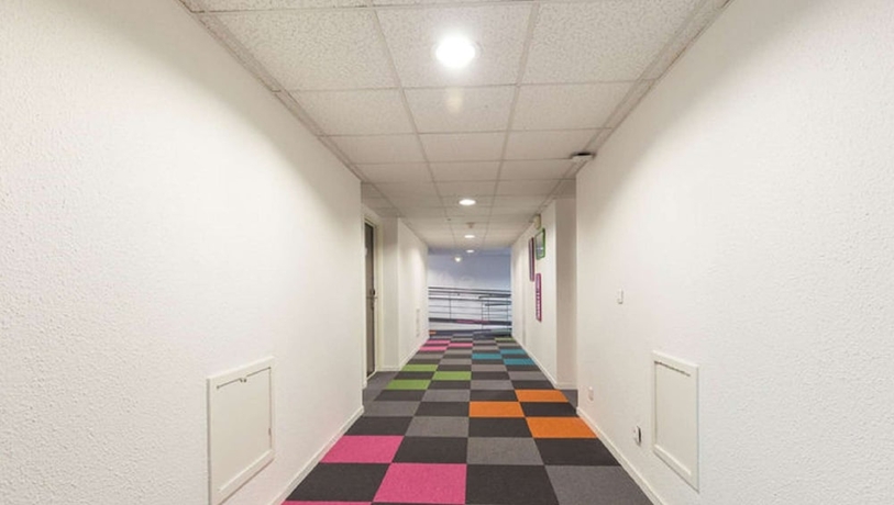 Imagen de los interiores del Hotel Isidore Nice Ouest. Foto 18