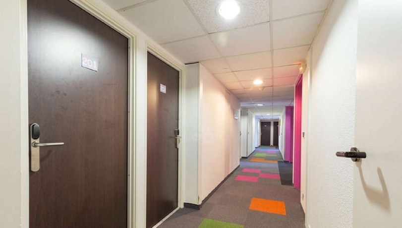 Imagen de los interiores del Hotel Isidore Nice Ouest. Foto 19