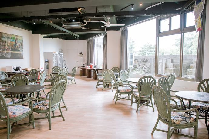 Imagen de los interiores del Hotel Ising. Foto 17