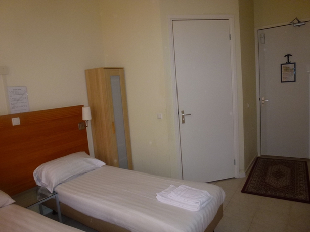 Imagen de la habitación del Hotel Isis, Ámsterdam. Foto 11