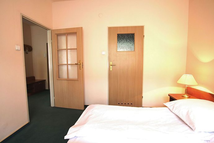 Imagen de la habitación del Hotel Iskra, Radom. Foto 8