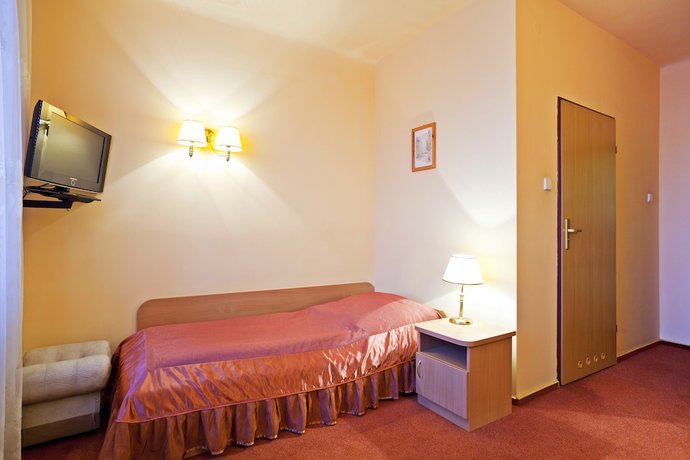 Imagen de la habitación del Hotel Iskra, Radom. Foto 13