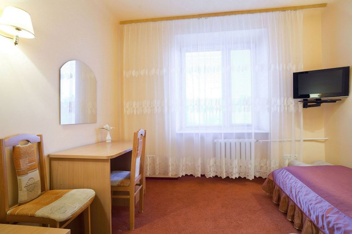 Imagen de la habitación del Hotel Iskra, Radom. Foto 17