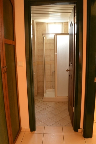 Imagen de la habitación del Hotel Isla Apartments. Foto 8