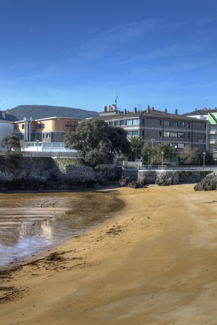 Imagen de los exteriores del Hotel Isla Bella. Foto 7