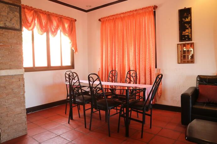 Imagen de la habitación del Hotel Isla Bonita Beach Resort. Foto 15