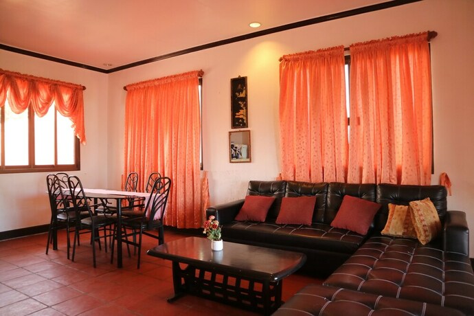 Imagen de la habitación del Hotel Isla Bonita Beach Resort. Foto 19