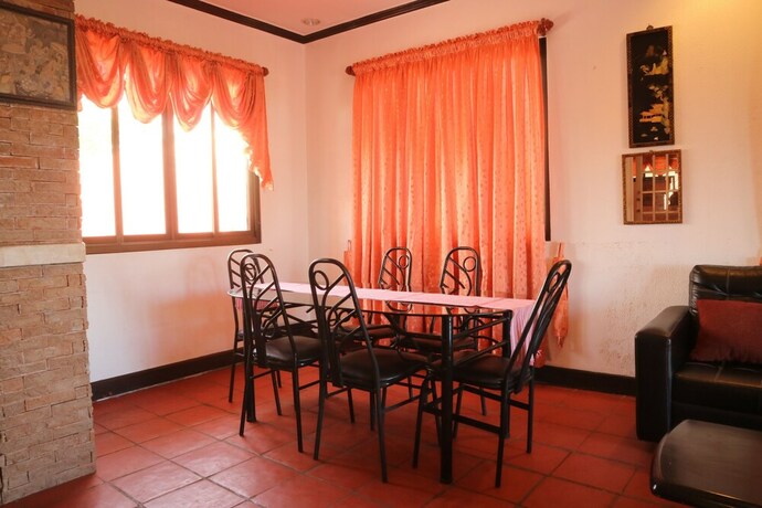 Imagen de la habitación del Hotel Isla Bonita Beach Resort. Foto 28