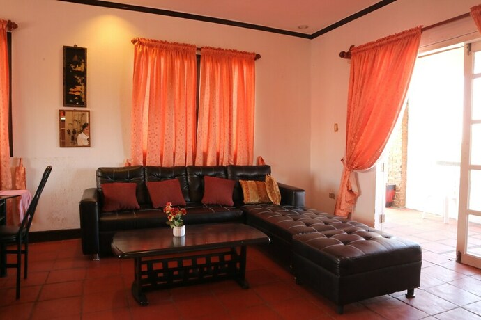 Imagen de la habitación del Hotel Isla Bonita Beach Resort. Foto 32