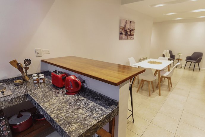 Imagen de la habitación del Hotel Isla Bonita Suites. Foto 16