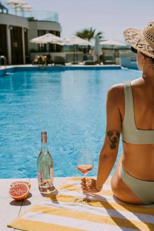 Imagen general del Hotel Isla Brown Chania Resort, Curio Collection By Hilton. Foto 2