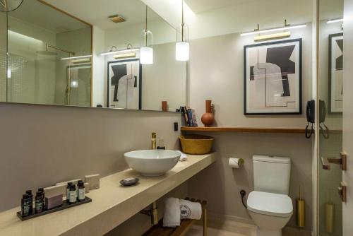 Imagen general del Hotel Isla Brown Chania Resort, Curio Collection By Hilton. Foto 15