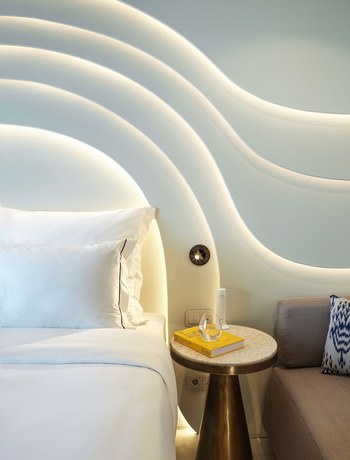 Imagen de la habitación del Hotel Isla Brown Corinthia Resort And Spa, Curio Collection Hilton. Foto 18