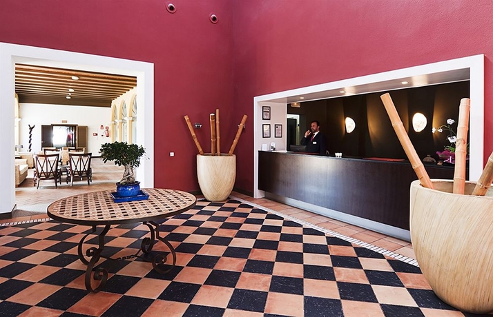 Imagen de los interiores del Hotel Isla Canela Golf. Foto 16