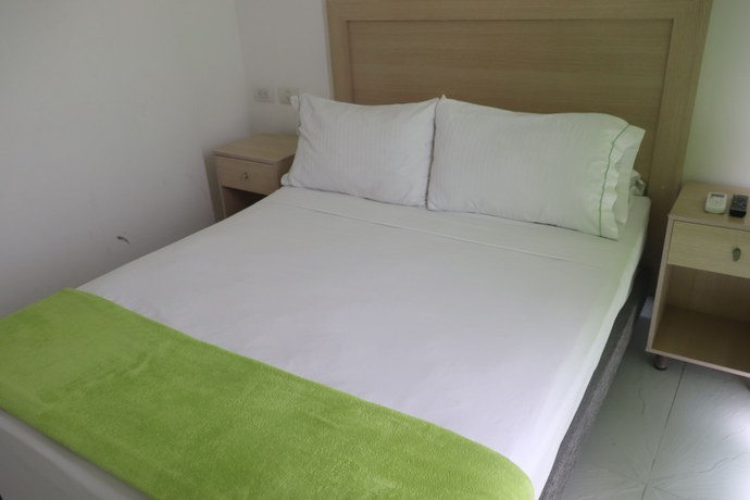 Imagen de la habitación del Hotel Isla Capri. Foto 13