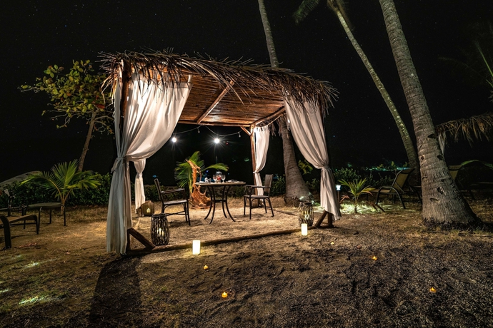 Imagen del bar/restaurante del Hotel Isla Chiquita Glamping. Foto 10