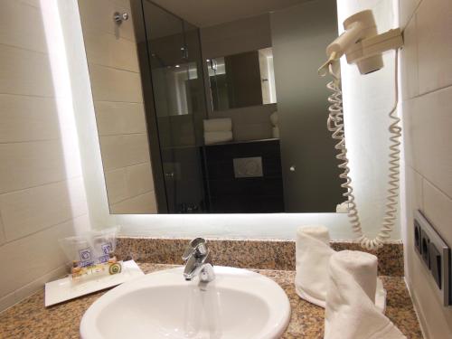 Imagen de la habitación del Hotel Isla De Cabrera, Colonia Sant Jordi. Foto 5