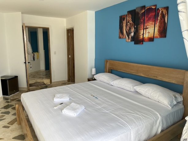 Imagen de la habitación del Hotel Isla M&aacute;gica Cove&ntilde;as. Foto 4