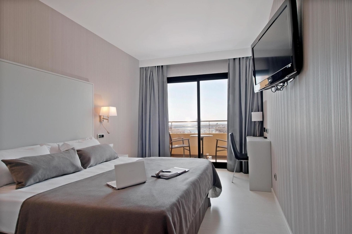 Imagen de la habitación del Hotel Isla Mallorca and Spa. Foto 8