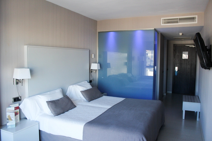 Imagen de la habitación del Hotel Isla Mallorca and Spa. Foto 9