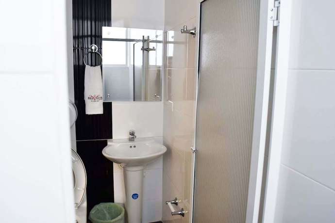 Imagen de la habitación del Hotel Isla Mayor. Foto 7