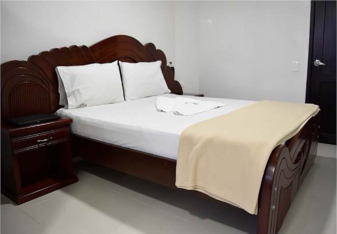 Imagen de la habitación del Hotel Isla Mayor. Foto 8