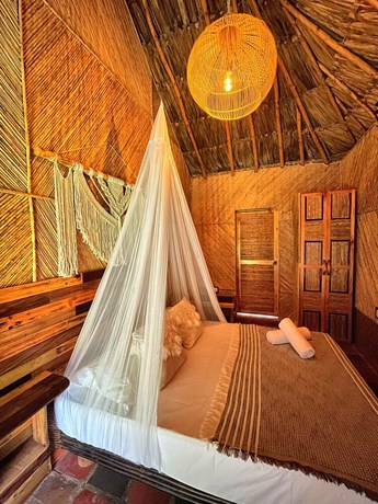 Imagen de la habitación del Hotel Isla Mucura. Foto 18