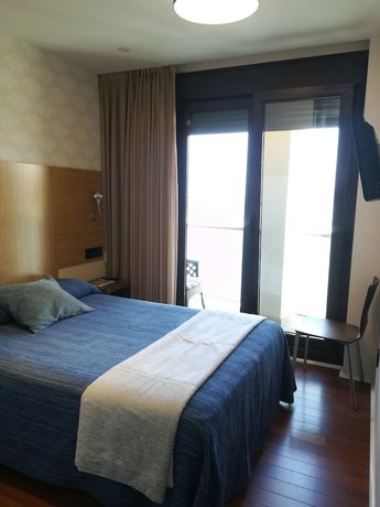 Imagen de la habitación del Hotel Isla Nova. Foto 7