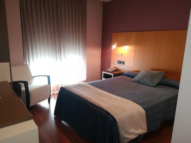 Imagen de la habitación del Hotel Isla Nova. Foto 8