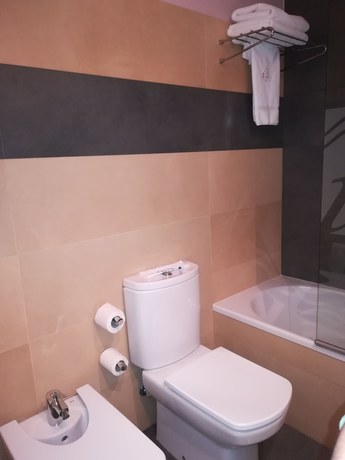 Imagen de la habitación del Hotel Isla Nova. Foto 10