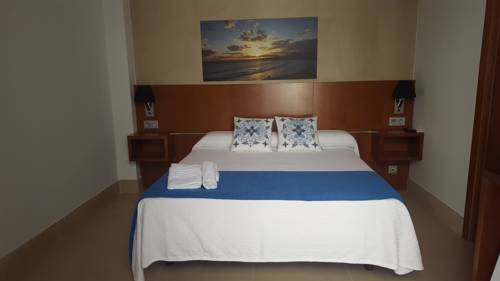 Imagen de la habitación del Hotel Isla Plana. Foto 6