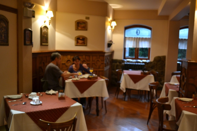 Imagen del bar/restaurante del Hotel Isla Rey Jorge. Foto 4