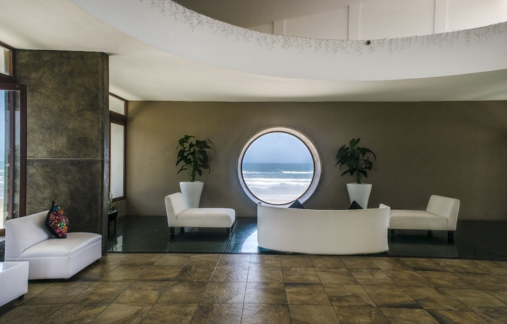 Imagen de los interiores del Hotel Isla Taj&iacute;n Beach and River Resort. Foto 18