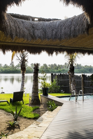 Imagen de la habitación del Hotel Isla Taj&iacute;n Beach and River Resort. Foto 13